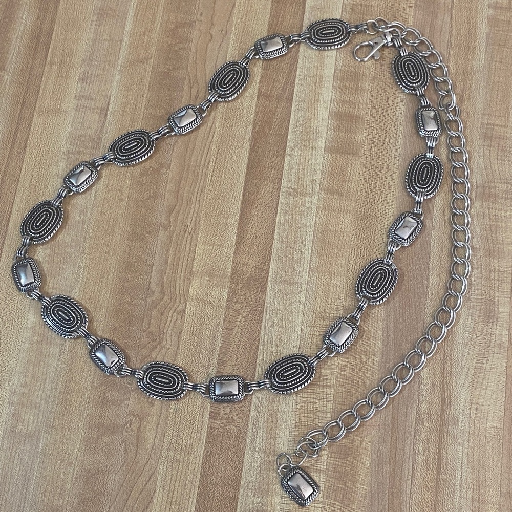 Silver Oval Link Belt